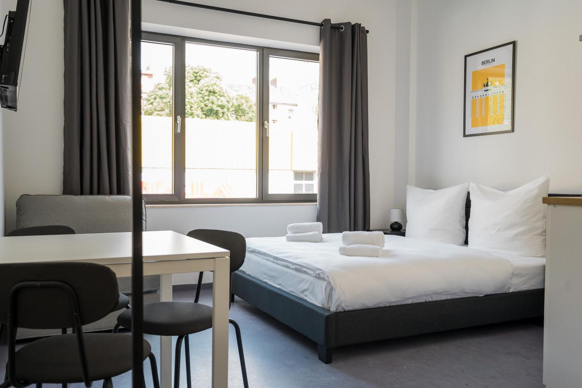 Apartmenthaus Berlin Neukoelln Buitenkant foto