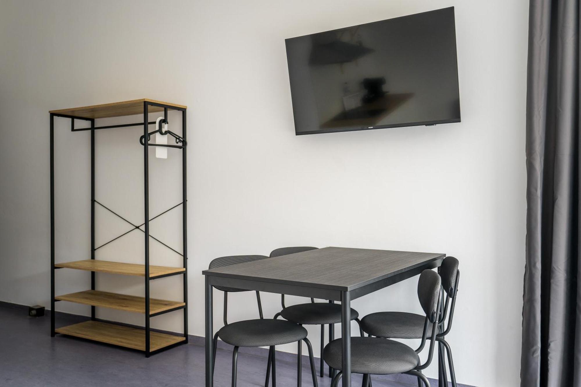 Apartmenthaus Berlin Neukoelln Buitenkant foto